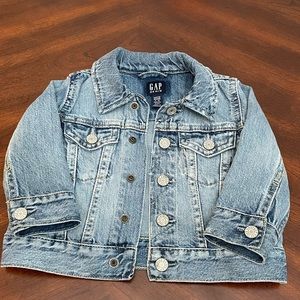 Gap Denim jacket (6-12 months)